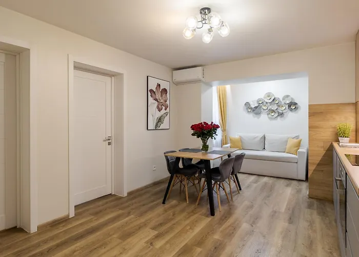 Demar Sun * Λβιβ